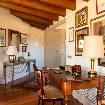 Luxury Penthouse By Duquessa Collection *